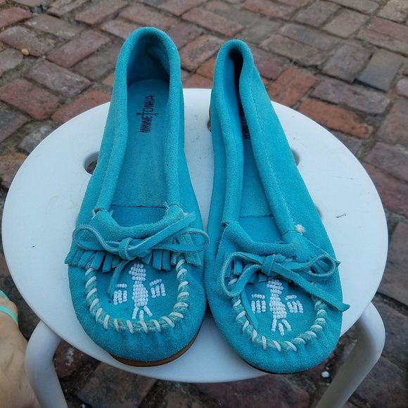 turquoise minnetonka moccasins